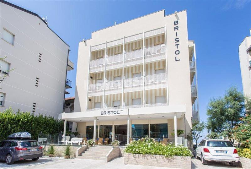 Hotel Bristol Cattolica Ngoại thất bức ảnh