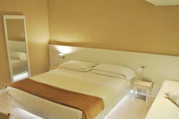 Hotel Bristol Cattolica Ngoại thất bức ảnh