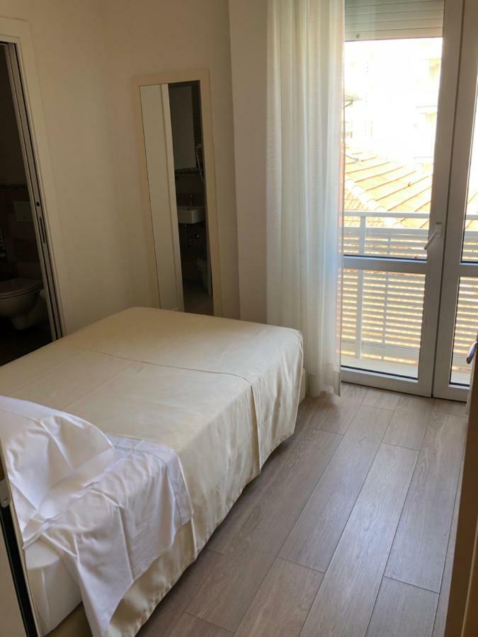 Hotel Bristol Cattolica Ngoại thất bức ảnh