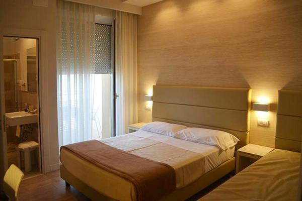 Hotel Bristol Cattolica Ngoại thất bức ảnh